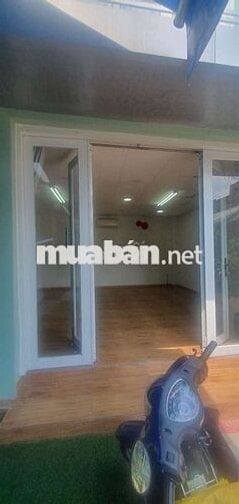 Cho thuê tầng trệt hoặc cả tầng 1 làm văn phòng, mặt bằng kinh doanh
