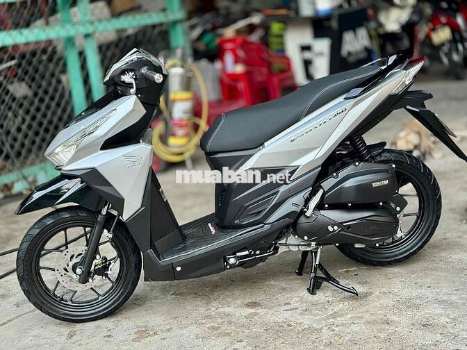 Honda Vario 125 2018 Bạc đen( Góp )