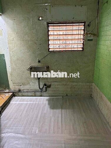 Nhà trọ sinh viên cách MT Phạm Thế Hiển 25m