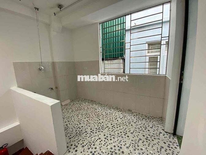 Hoa Hậu Phố Chính Kinh, nhà dân xây đẹp, KD, Spa, oto đỗ cửa, dt 36m*5
