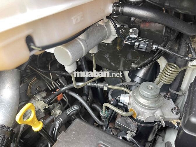 Hyundai Starex 9 chỗ Bạc
