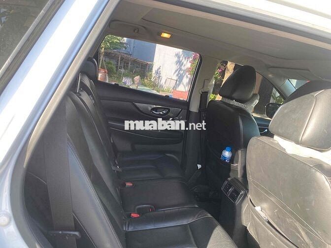 Nissan X-Trail 2.0 Premium Trắng