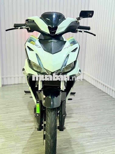 Honda Winner X V3 Trắng đen