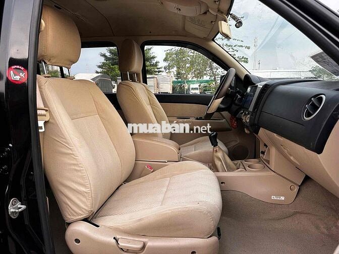 Ford Everest 2009 Đen
