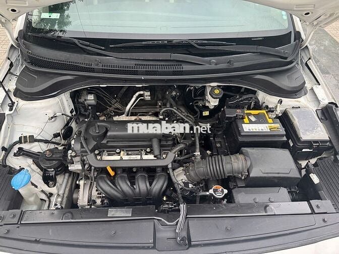 Hyundai Accent MT 2022 Trắng