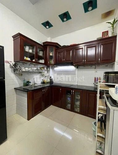 Nhà Nguyễn Biểu - Q5 - Đang có dòng tiền cho thuê - Chỉ 2 tỷ 990 - SHR