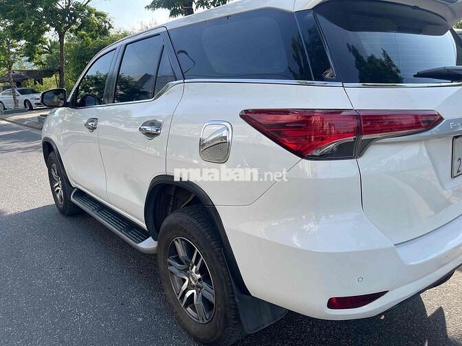 Toyota Fortuner 2022 Trắng