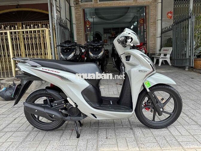 Honda Vision 2024 Bản cá tính Xám máy zin