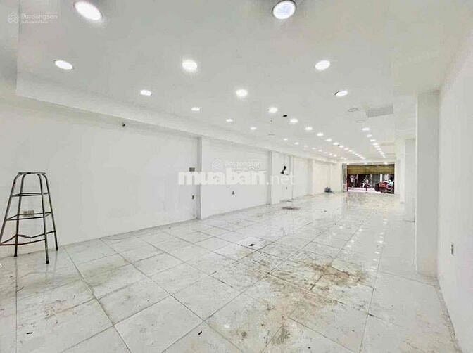 Mặt Bằng Rộng 150m2 – Khu Vực Sầm Uất Tân Bình