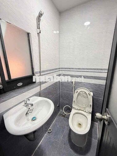 Bán nhà khu Bàu Cát Tân Bình, 3 tầng BTCT, giá 2.85 Tỷ