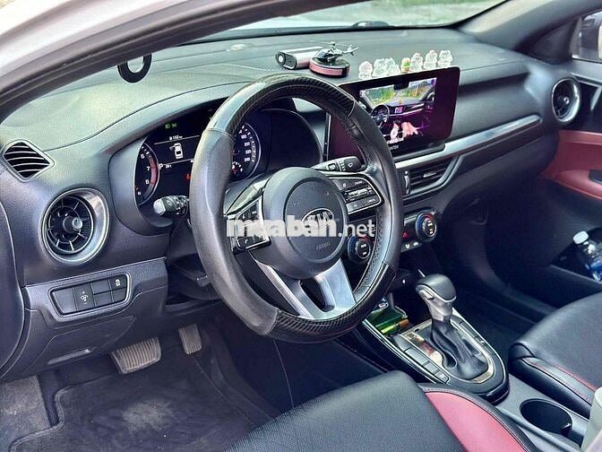Kia Cerato 2021 Premium 2.0 48000 km