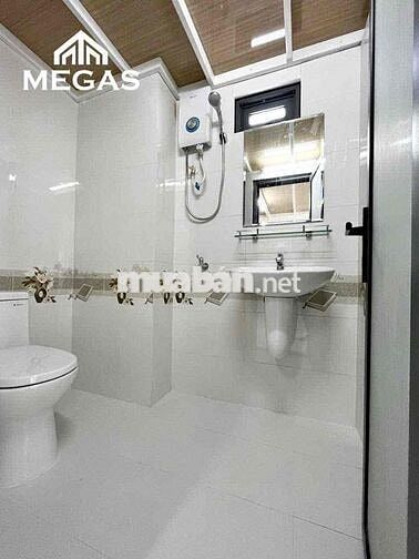CĂN HỘ MÁY GIẶC RIÊNG AN NINH TUYỆT ĐỐI NGAY ĐẦM SEN - HOÀ BÌNH🔥