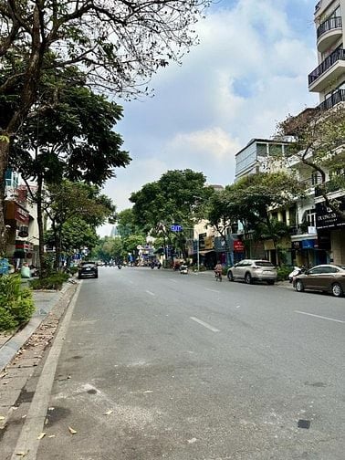 (Chính chủ) bán tòa 10 tầng- MP Triệu Việt Vương- gần Vincom Bà Triệu 