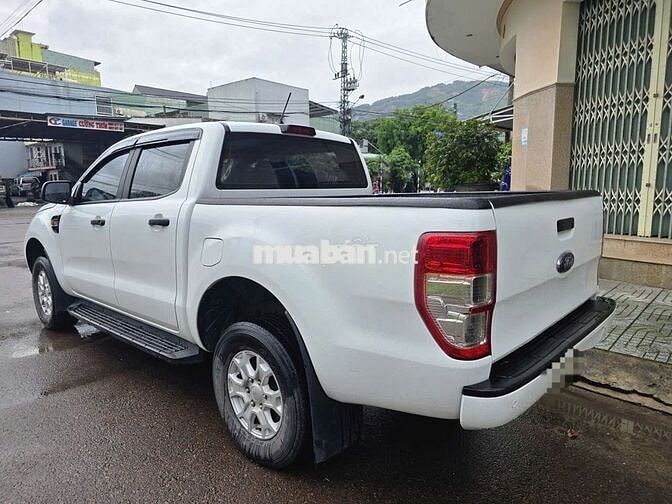 Ford Ranger XLS 2022 4x2AT 59.000km Trắng