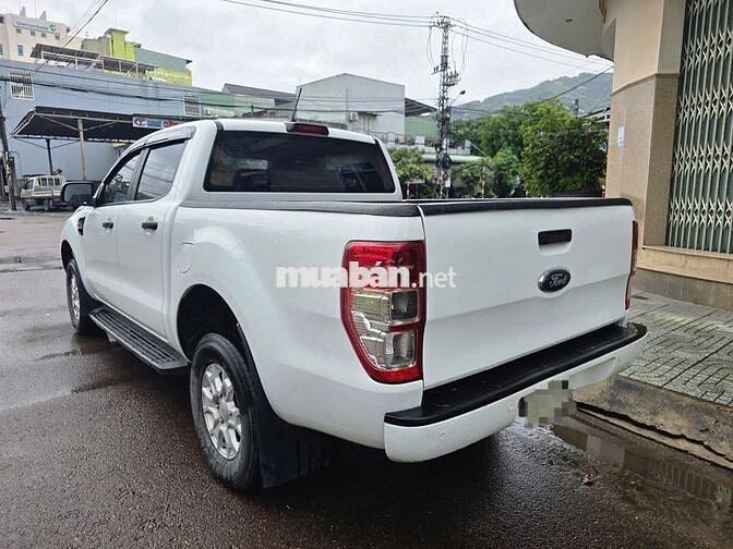 Ford Ranger XLS 2022 4x2AT 59.000km Trắng