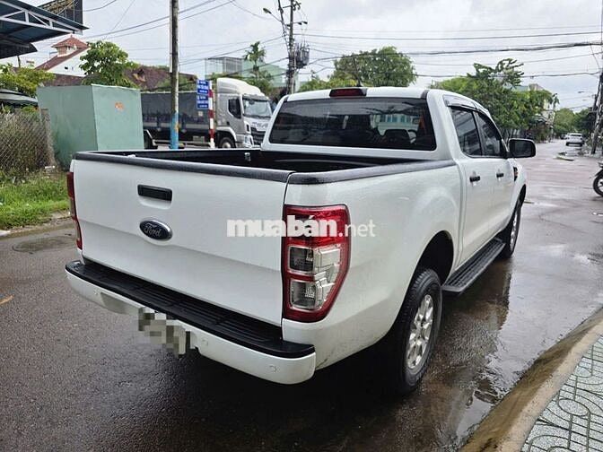 Ford Ranger XLS 2022 4x2AT 59.000km Trắng