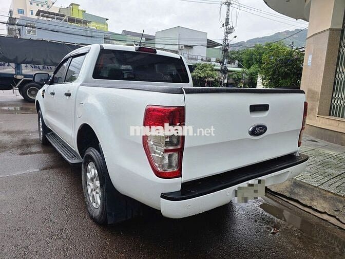 Ford Ranger XLS 2022 4x2AT 59.000km Trắng