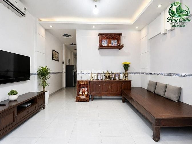 Bán nhà Huỳnh Tấn Phát, Nhà Bè 90m² sổ hồng giá 5.7 tỷ