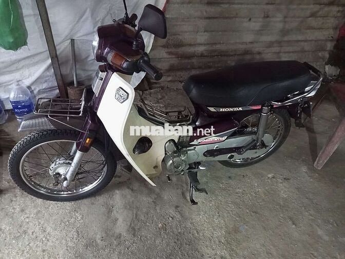 Honda Dream Thái màu Tím