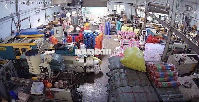 Tuyển công nhân đứng máy ép nhựa