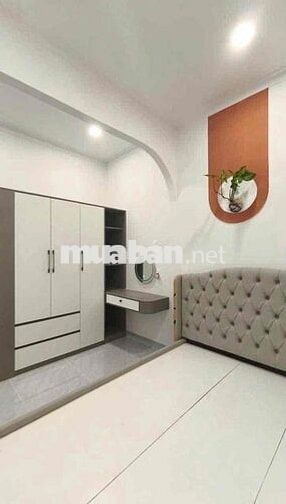 nhà cấp 4 xây hiện đại, cần bán gấp trong tháng này. 4x20 sổ riêng
