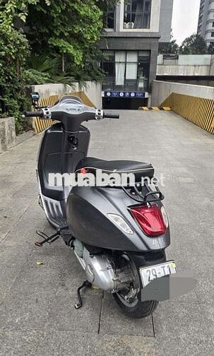 Piaggio Vespa Sprint Xám 22527 km