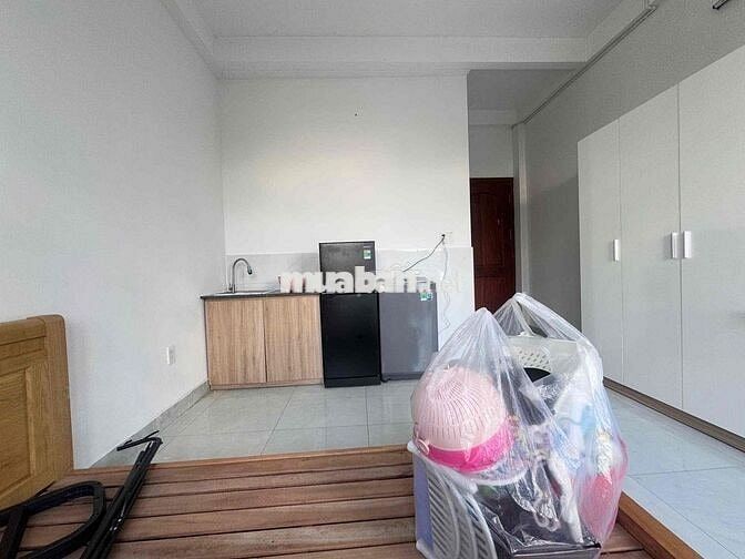 CHO THUÊ PHÒNG BANCOL FULL NỘI THẤT MÁY GIẶT RIÊNG NGAY ĐH VLU CS3