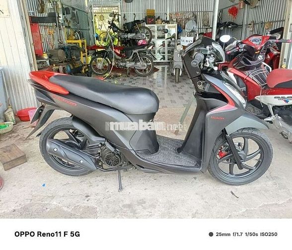 Honda Vision màu Đen