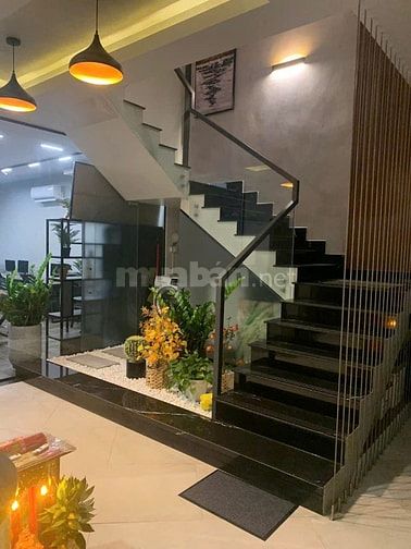 BÁN BIỆT THỰ LIỀN KÈ PHÚ MỸ Q7 DT: 7X19M 3 LẦU SỔ HỒNG, GIÁ 27,9 TỶ
