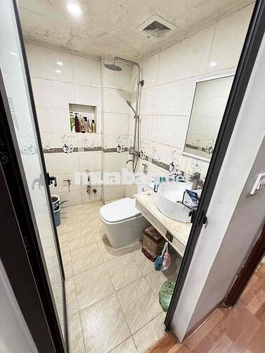 ccmini diện tích 30m2 nguyên tầng riêng yên tĩnh view đẹp, đủ đồ mới