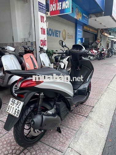 Piaggio Medley 150cc 2019 Bạc 20km