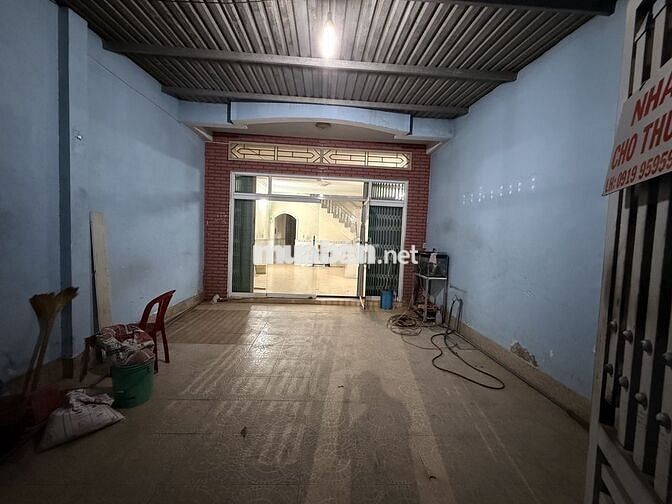 Chính chủ cho thuê nhà mặt tiền đường 19/4