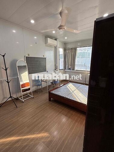 ccmini diện tích 30m2 nguyên tầng riêng yên tĩnh view đẹp, đủ đồ mới
