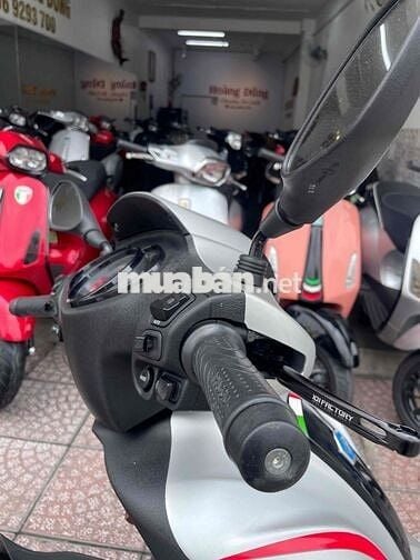 Piaggio Medley 150cc 2019 Bạc 20km