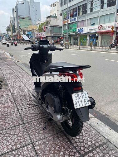 Piaggio Medley 150cc 2019 Bạc 20km
