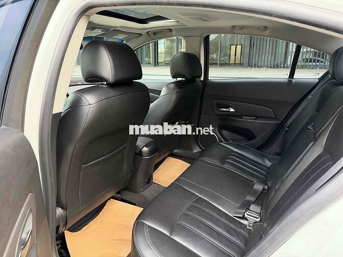 Chevrolet Cruze 1.8LTZ 2017 full đồ chơi xe 1 chủ