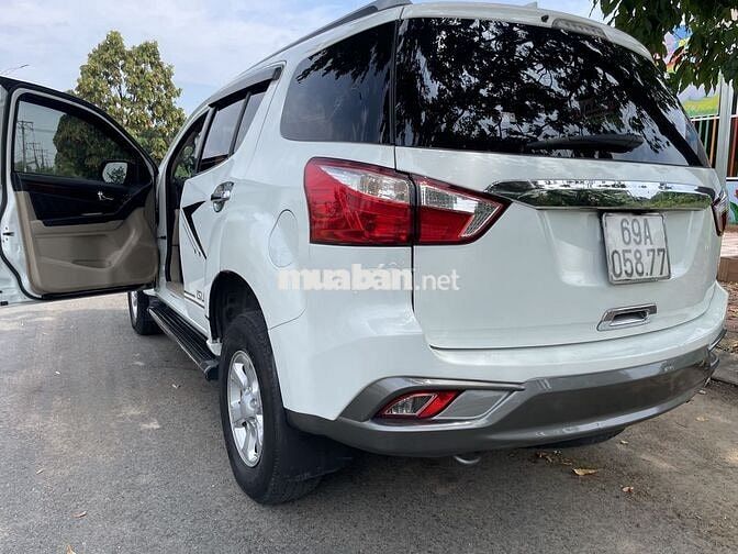 Isuzu MU-X 2018 Trắng