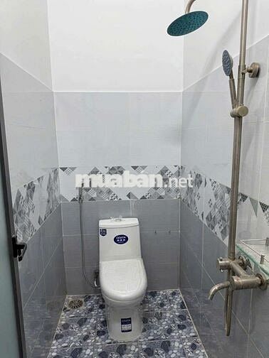 NHÀ CHÍN CHỦ CẦN BÁN, NHÀ 2 LẦU , hiệp thành 17,Dt36,2, t