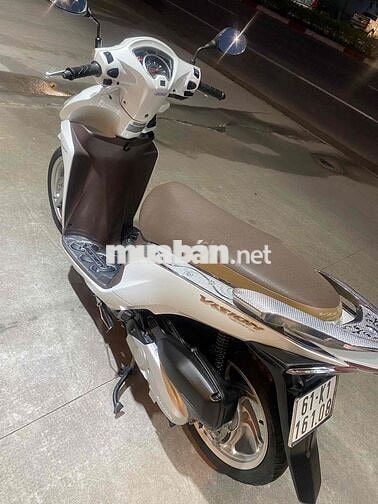 Honda Vision màu Trắng