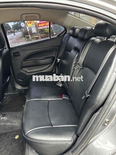 Mitsubishi Attrage 2022 MT Xám