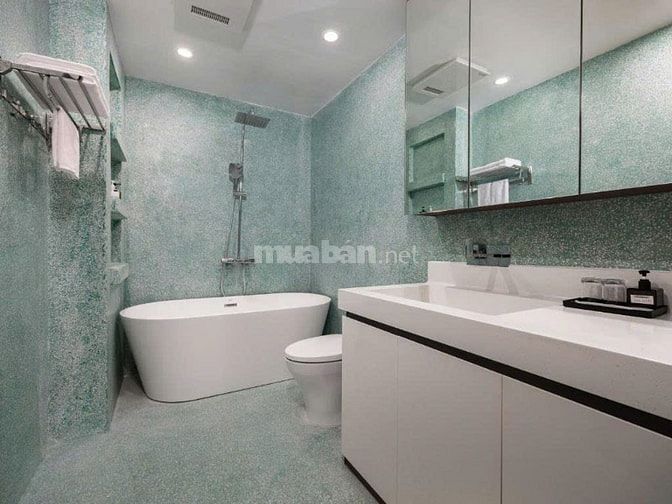 (Chính chủ) bán KS phố Tô Ngọc Vân- Quảng An-view hồ- 35 phòng - 265m2