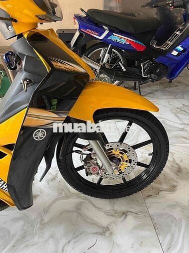 Yamaha Sirius Vàng đen