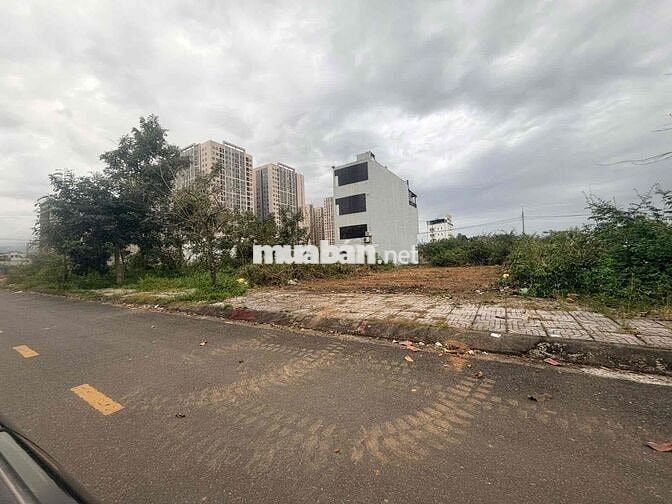 Trung Lập 8 ngay chân 10 toà chung cư chỉ 3,7 tỷ