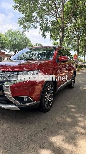 Mitsubishi Outlander AT 2018 Đỏ