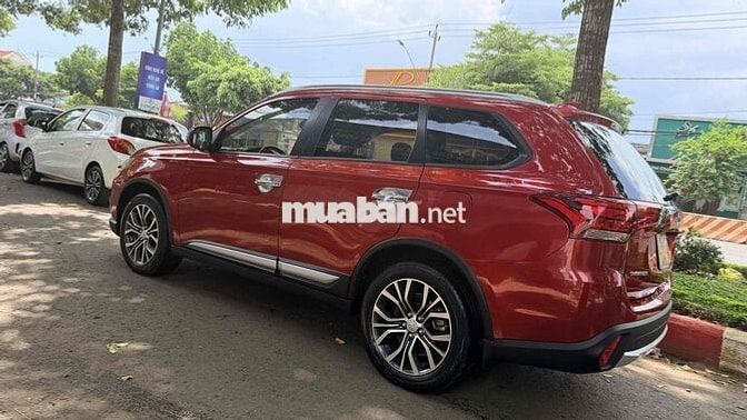 Mitsubishi Outlander AT 2018 Đỏ