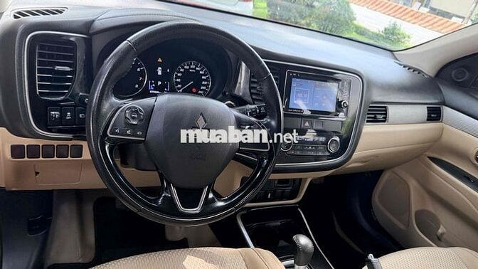Mitsubishi Outlander AT 2018 Đỏ