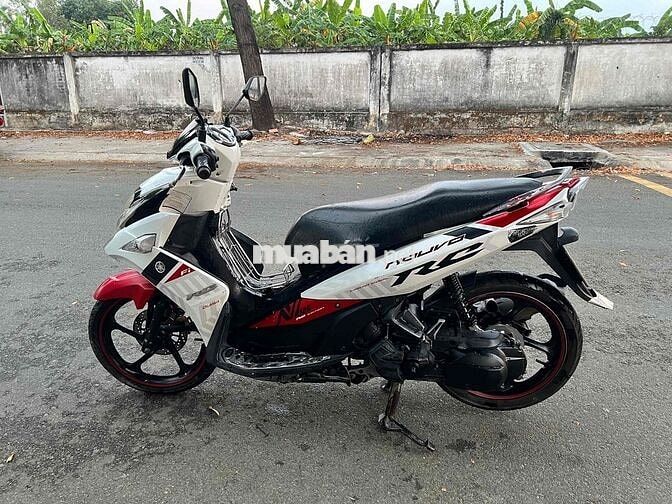 Yamaha Novo 6 Trắng Đỏ Đen