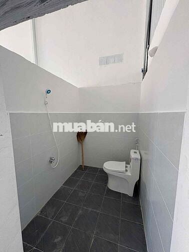 Cho thuê kho 4x20 nở hậu-Trống suốt thông thoáng TDT 80m2