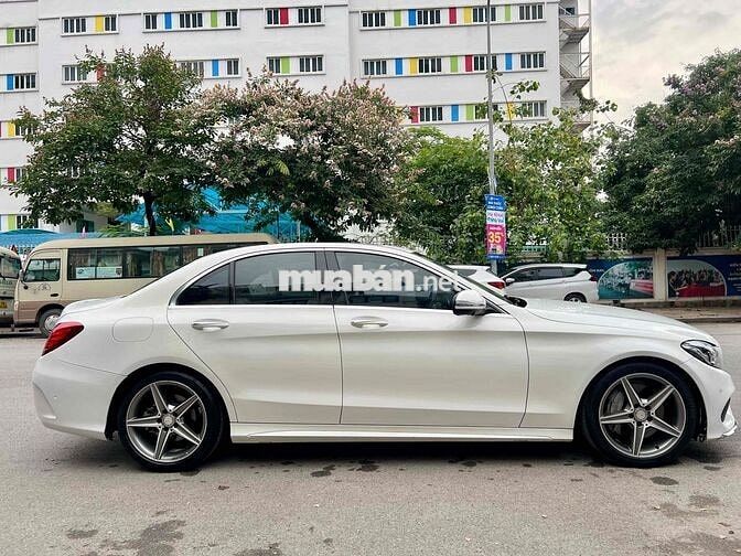 Mercedes-Benz C300 2016 Trắng 92000 km