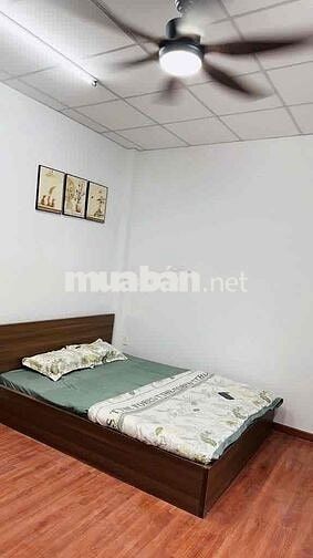 nhà nc sát mt  5.2 x14 trệt lầu 3pn nguyễn xí p13 Q.BT
